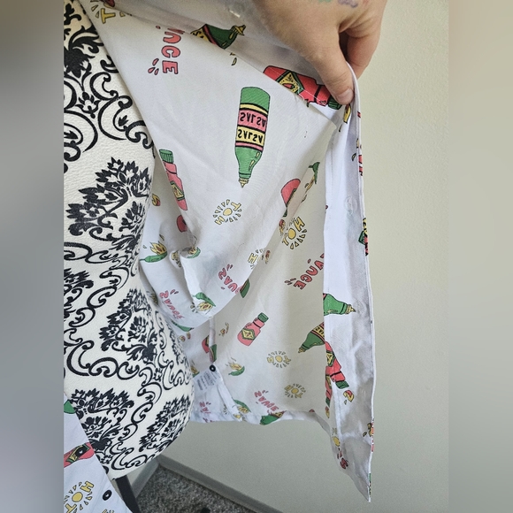 Level Ten Novelty Hot Sauce Button Down - Picture 7 of 9